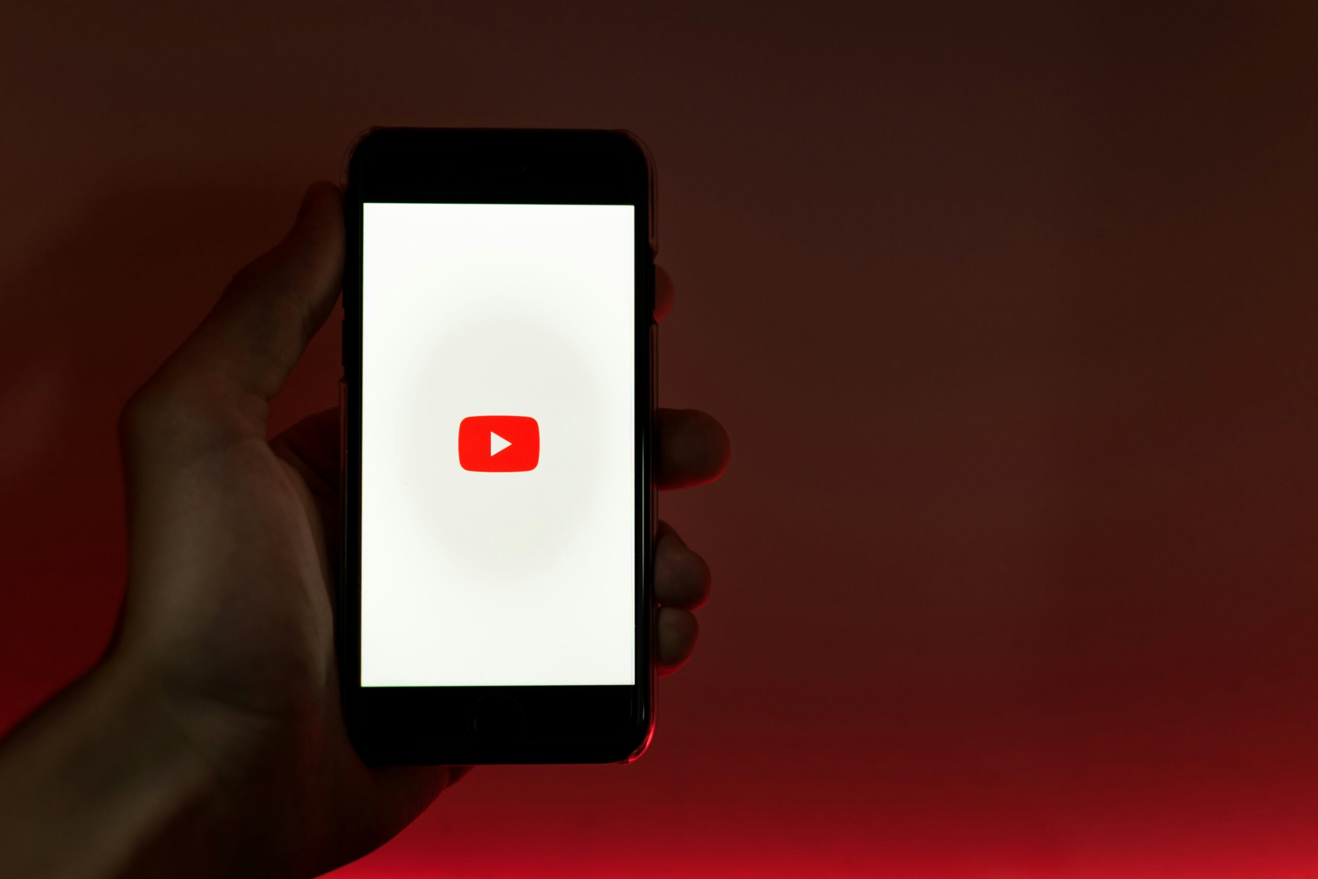 YouTube’s New 3-Minute Shorts: What Creators Need to Know for Video Marketing